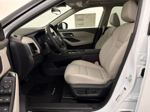 New 2026 Nissan Rogue SV image 15