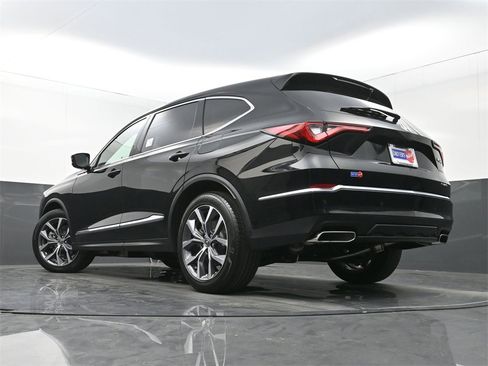 Used 2024 Acura MDX SH-AWD w/ Technology Package image 34