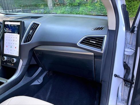 Used 2022 Ford Edge SEL AWD/4WD image 13