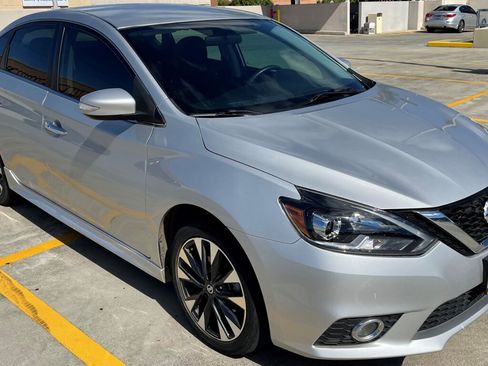 Used 2019 Nissan Sentra SR FWD image 4