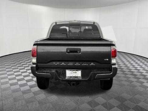 Used 2021 Toyota Tacoma TRD Off-Road w/ Technology Package image 5