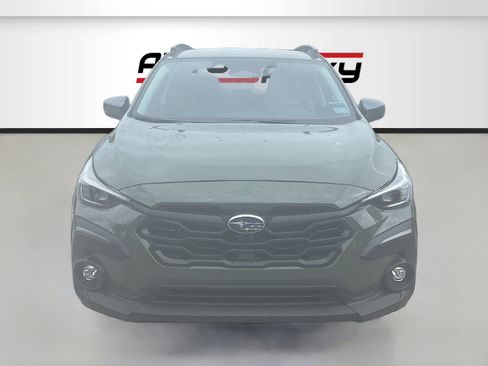Used 2025 Subaru Crosstrek 2.5i Limited AWD/4WD image 2