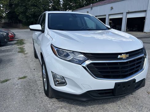 Used 2021 Chevrolet Equinox LT w/ LPO, Floor Liner Package image 7