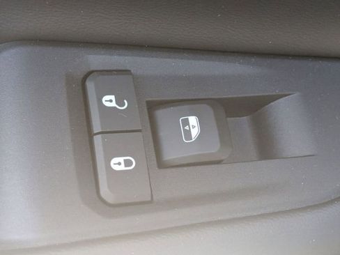 New 2025 Jeep Grand Cherokee Laredo RWD image 30