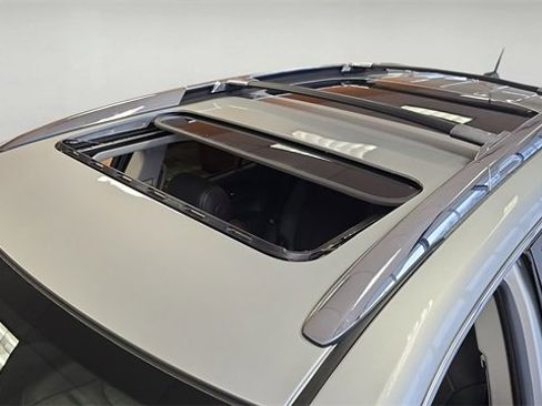 Used 2017 Buick Enclave Premium w/ Experience Buick Package image 30