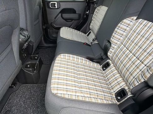 New 2026 Jeep Gladiator Sport AWD/4WD image 27