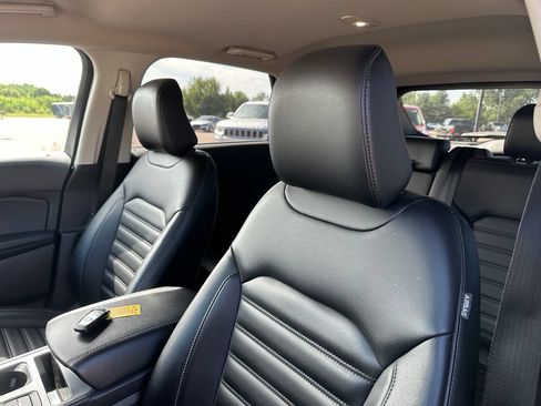Used 2021 Ford Edge SEL w/ Convenience Package AWD/4WD image 13