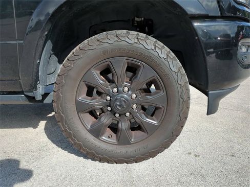 Used 2022 RAM 3500 Limited image 11