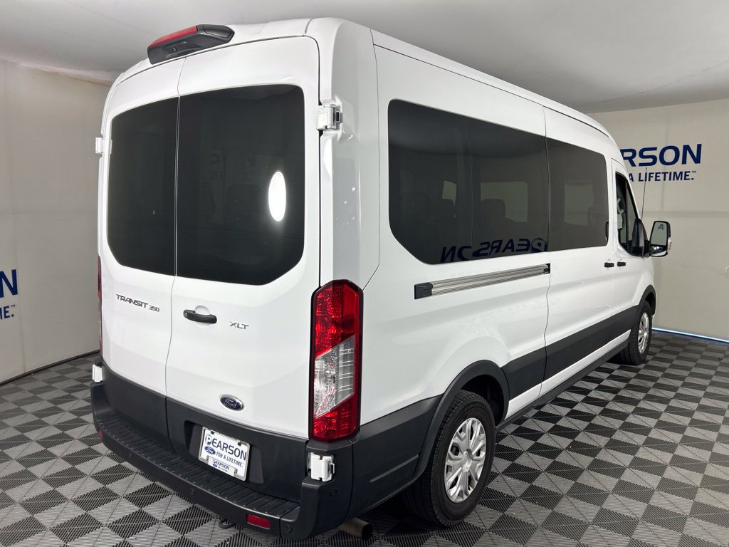 Used 2025 Ford Transit 350 XLT RWD image 4