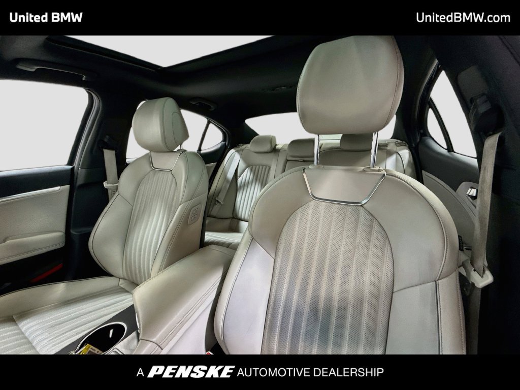 Used 2022 Genesis G70 2.0T w/ Prestige Package RWD image 12