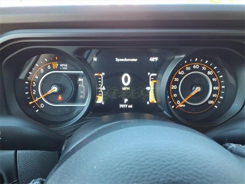 Used 2025 Jeep Gladiator Sport image 22