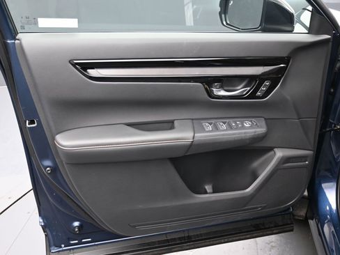 Certified 2025 Honda CR-V Sport Touring image 14