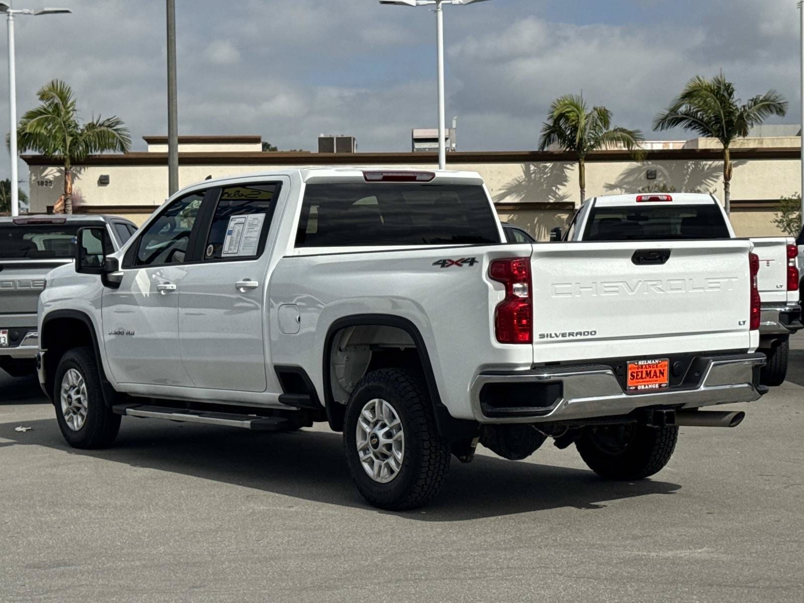 Used 2025 Chevrolet Silverado 2500 LT w/ Convenience Package AWD/4WD image 7