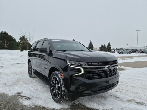 Used 2021 Chevrolet Tahoe RST w/ Luxury Package image 3