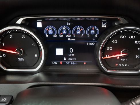 Used 2020 Chevrolet Silverado 2500 LTZ w/ Technology Package image 32