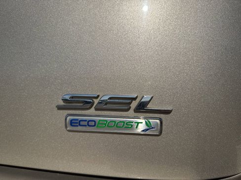 Used 2018 Ford Edge SEL w/ Equipment Group 201A image 9