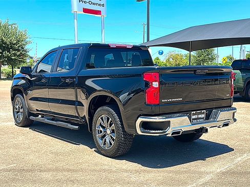Used 2023 Chevrolet Silverado 1500 LT w/ Z71 Off-Road Package AWD/4WD image 6