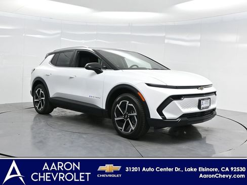 New 2026 Chevrolet Equinox EV LT image 29