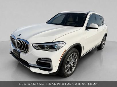 Used 2019 BMW X5 xDrive40i w/ Premium Package 2
