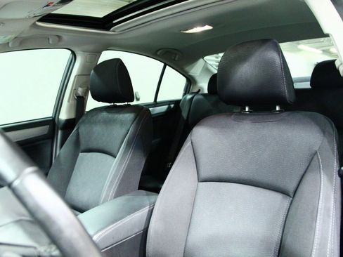 Used 2016 Subaru Legacy 2.5i Premium image 18