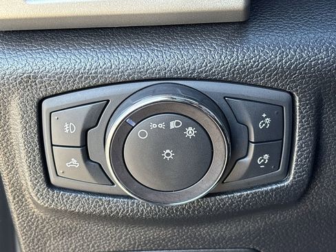 Used 2019 Ford F150 Lariat w/ Equipment Group 502A Luxury image 26