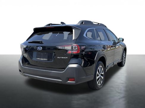 Used 2024 Subaru Outback Premium AWD/4WD image 7