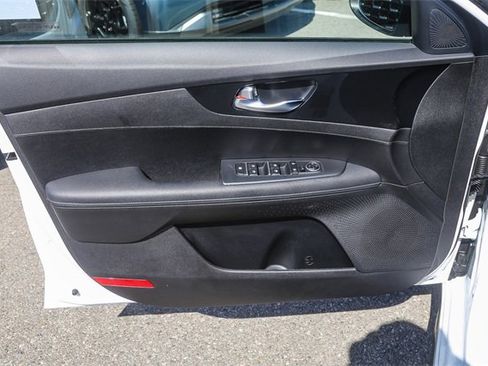 Certified 2023 Kia Forte GT-Line w/ GT-Line Technology Package image 21