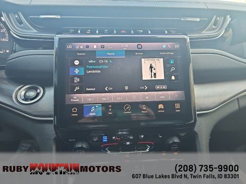 Used 2023 Jeep Grand Cherokee Limited w/ Luxury Tech Group II AWD/4WD image 27