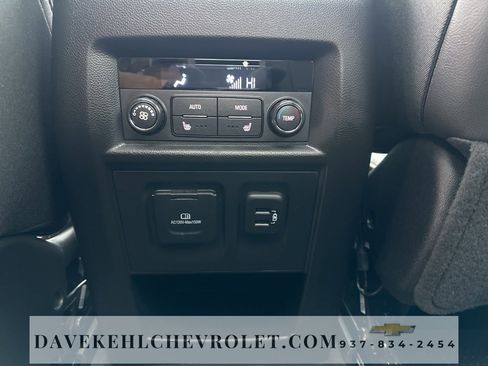 Used 2023 Chevrolet Traverse Premier w/ Redline Edition image 23