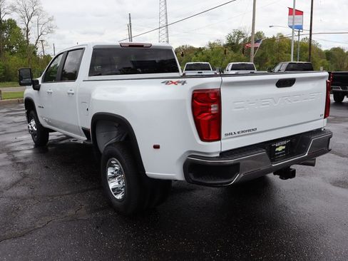 New 2026 Chevrolet Silverado 3500 LT AWD/4WD image 3