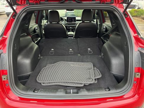 Used 2023 Jeep Compass Trailhawk image 31