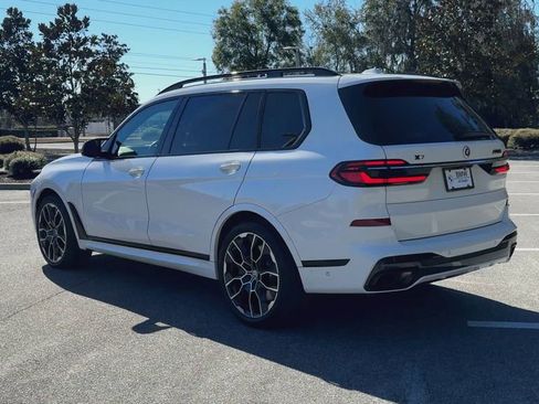 Used 2023 BMW X7 M60i w/ Executive Package image 6