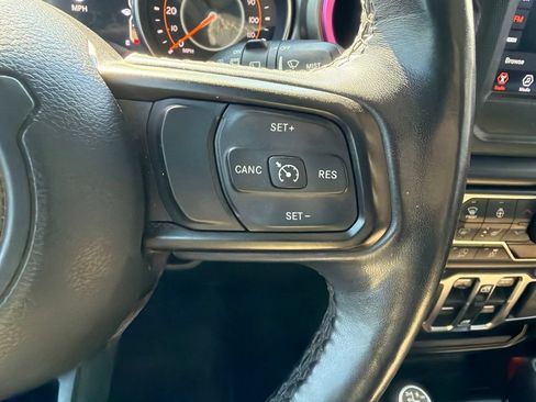 Used 2019 Jeep Wrangler Unlimited Sport AWD/4WD image 24