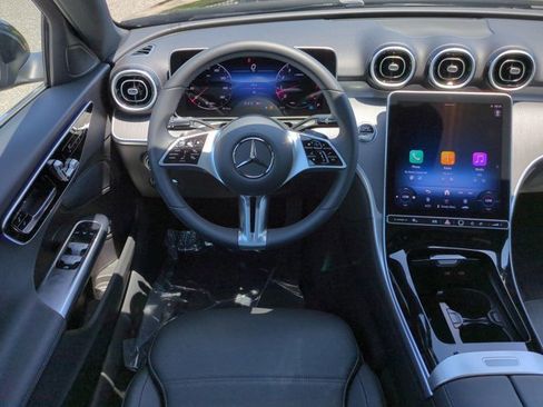 Used 2025 Mercedes-Benz C 300 Sedan image 15