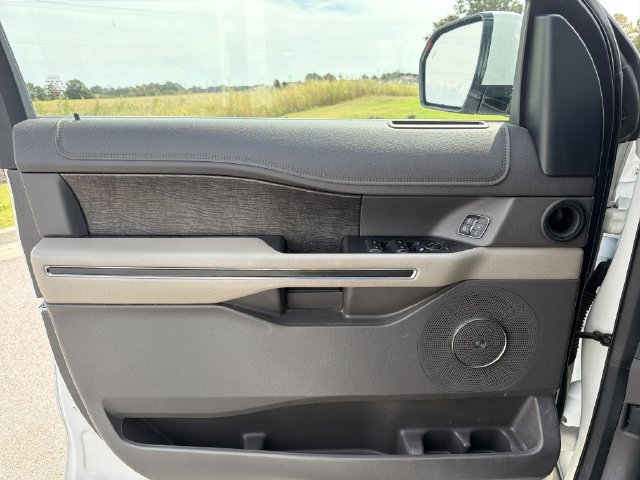 Used 2021 Ford Expedition Max Limited AWD/4WD image 41