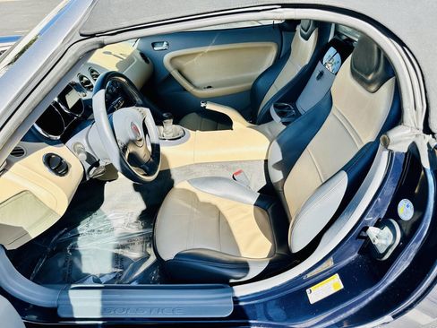 Used 2006 Pontiac Solstice Convertible w/ Premium Package image 13