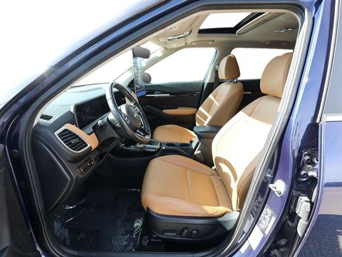 Used 2024 Kia Seltos EX AWD/4WD image 13