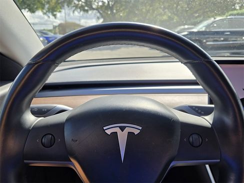 Used 2019 Tesla Model 3 Long Range image 21