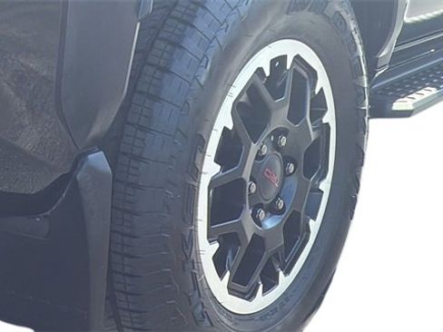 Used 2025 Toyota 4Runner TRD Off-Road image 12