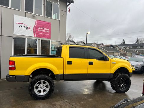 Used 2004 Ford F150 XLT image 9