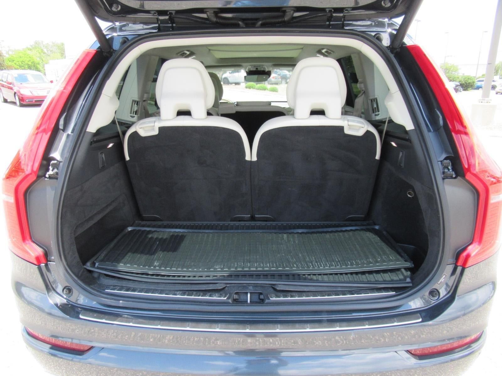 Used 2021 Volvo XC90 T6 Momentum w/ Advanced Package AWD/4WD image 37