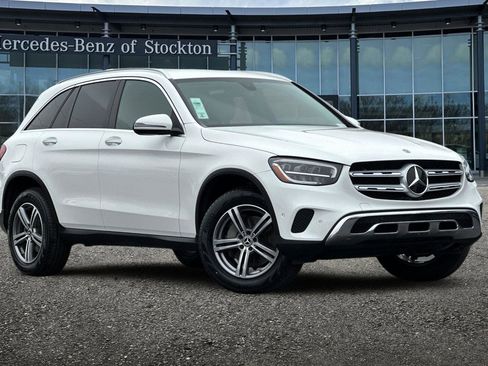 Certified 2021 Mercedes-Benz GLC 300 4MATIC image 2