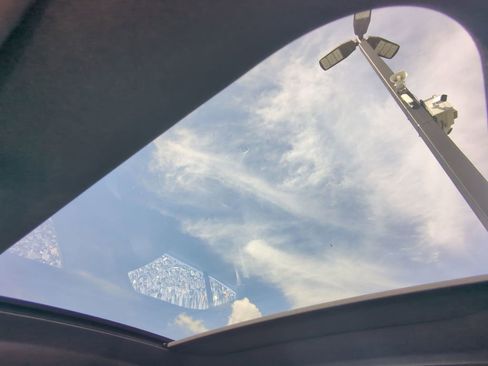 Used 2025 Mercedes-Benz CLA 250 image 15