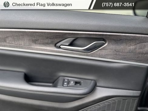 Used 2024 Jeep Grand Cherokee L Limited w/ Trailer Tow Package image 24