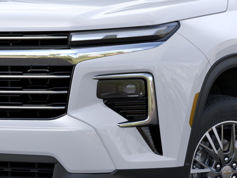 Used 2026 Chevrolet Traverse LT w/ Driver Confidence Package FWD image 10