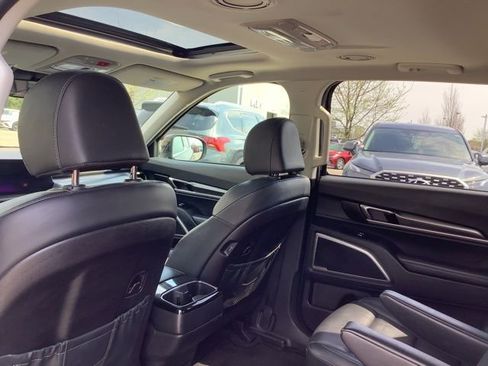Used 2025 Kia Telluride S image 20