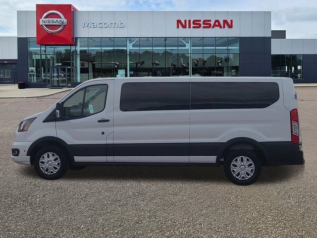 Used 2025 Ford Transit 350 XLT RWD image 4