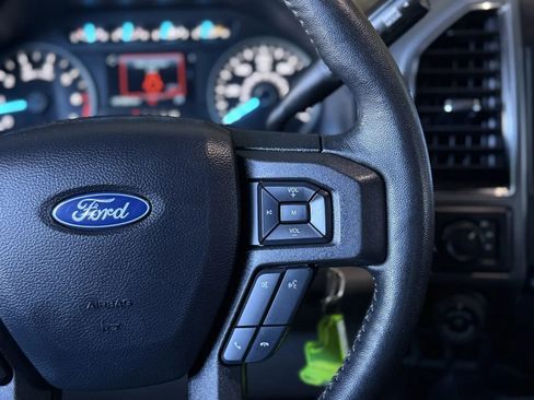 Used 2020 Ford F150 XLT w/ Equipment Group 302A Luxury AWD/4WD image 23
