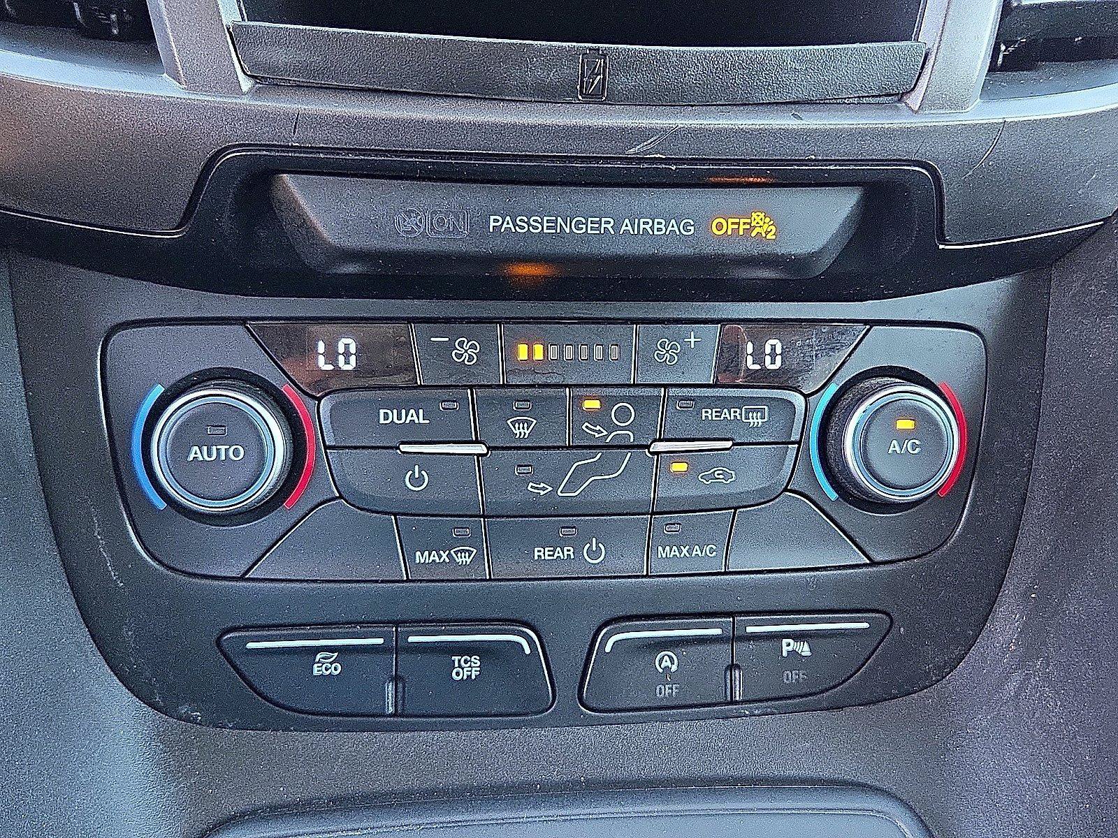 Used 2019 Ford Transit Connect XLT FWD image 25