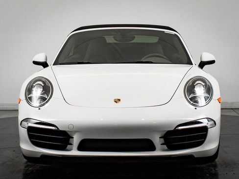 Used 2012 Porsche 911 Carrera S image 11